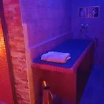 Room, Les Nuitees Secretes De Rouen 4* Darnétal