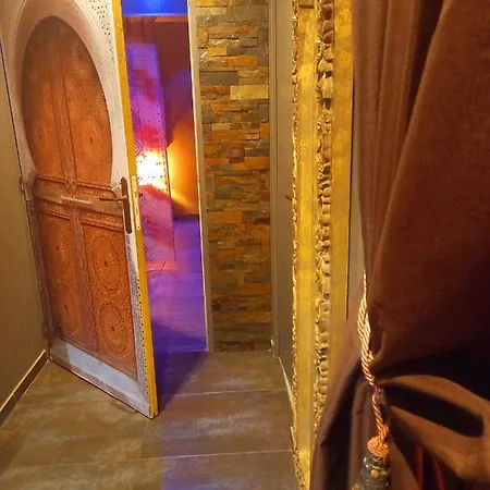 Room, Les Nuitees Secretes De Rouen Darnétal