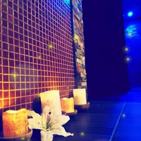 Bed & Breakfast Room, Les Nuitees Secretes De Rouen 4*