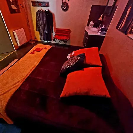Room, Les Nuitees Secretes De Rouen 4*
